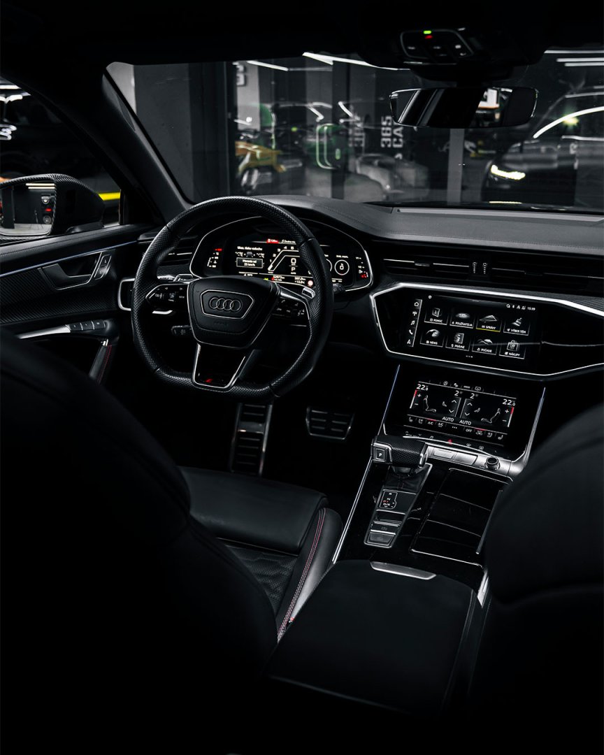AUDI RS6 AVANT PERFORMANCE